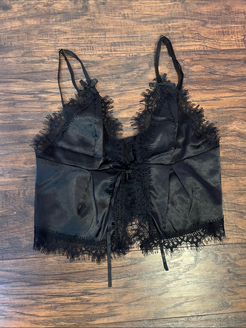 SHEIN Black Satin Lace Trim Camisole Crop Top